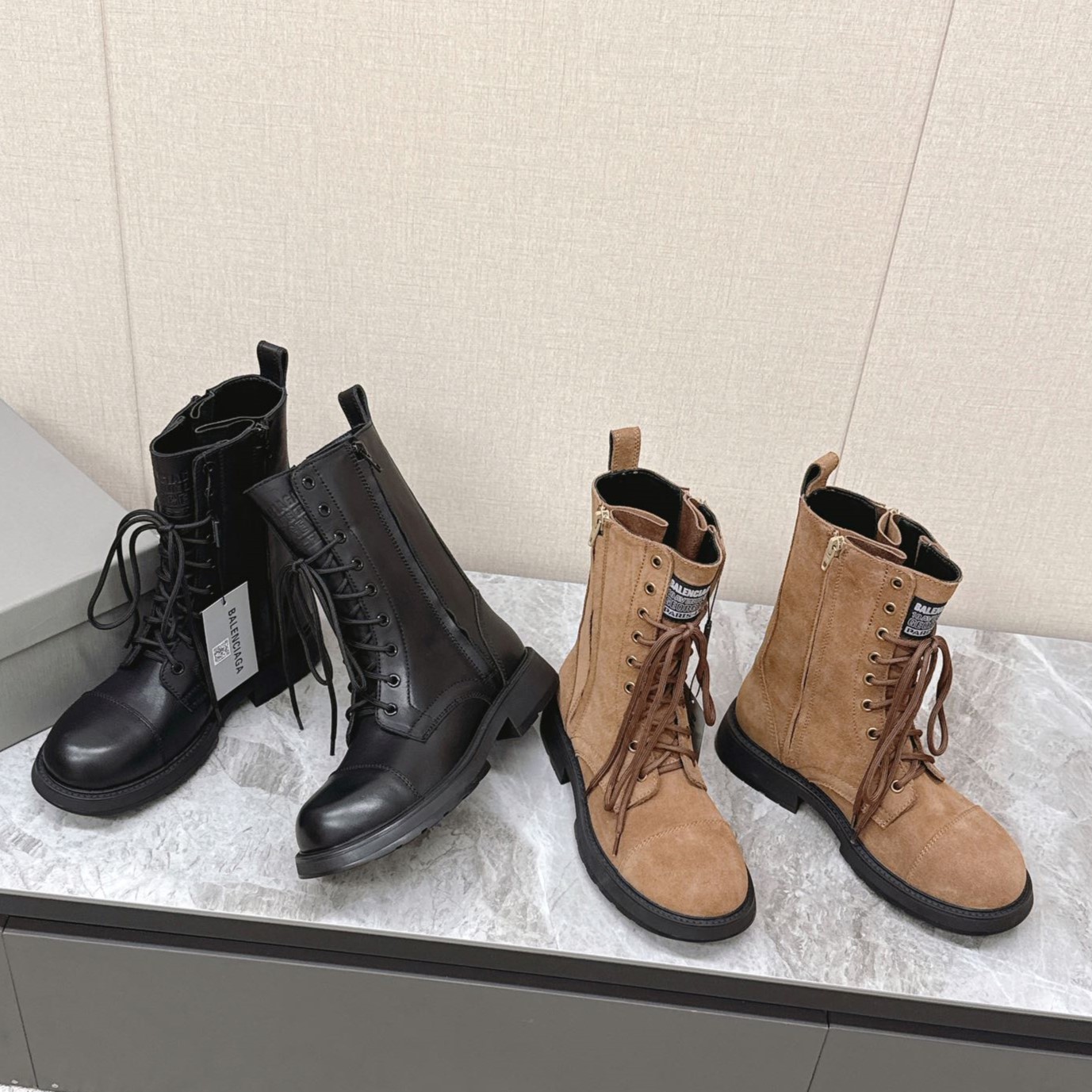 BALENCIAGA 발렌시아가 닥터마틴 #259251635