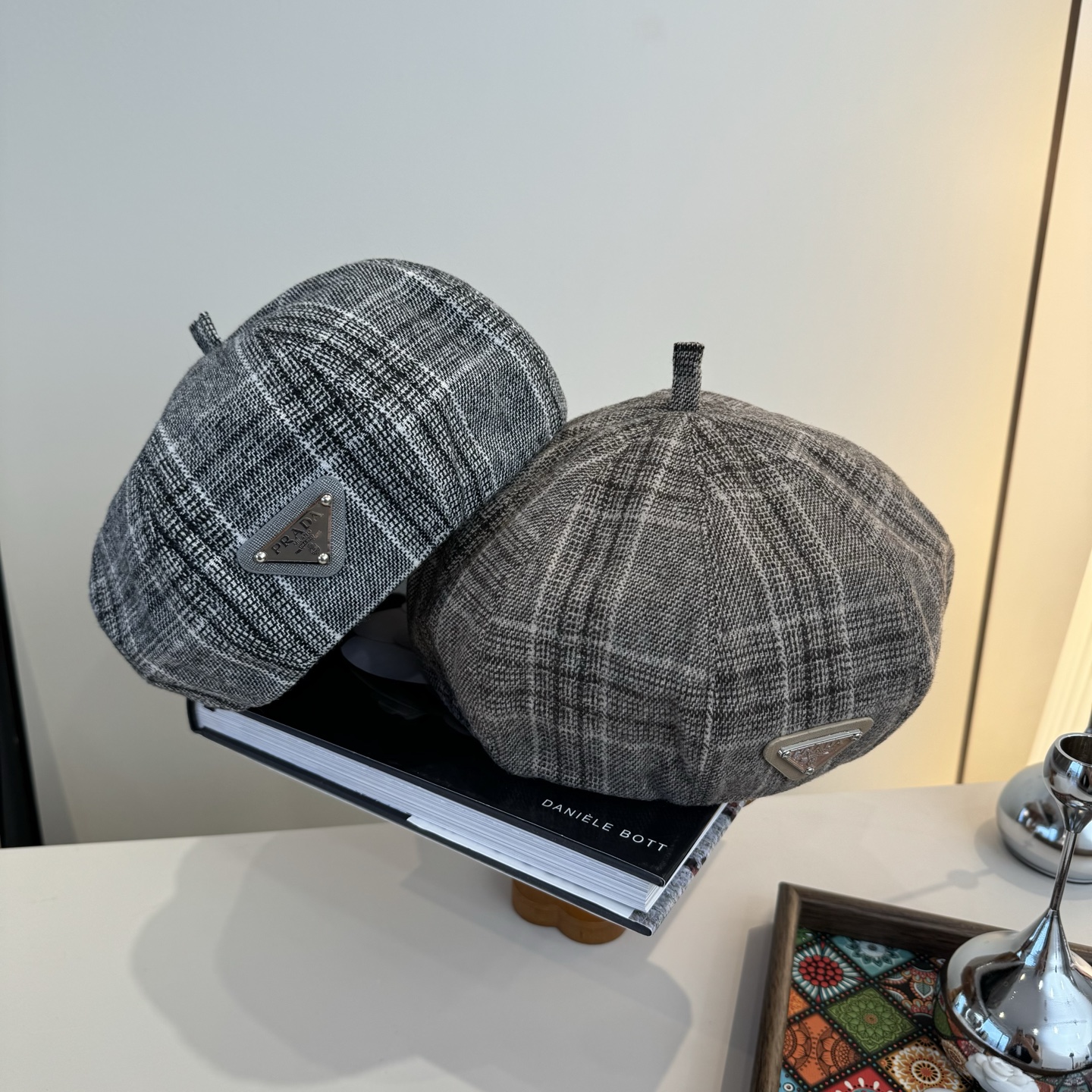 PRADA 프라다 베레모 #2510221605