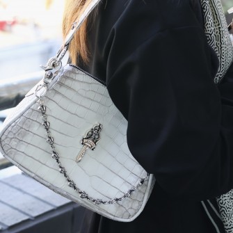 CHROME HEARTS 크롬하츠 Chicken Nugget bag 너겟백 K680 (히말라야 악어가죽)미듐 화이트 (925실버)