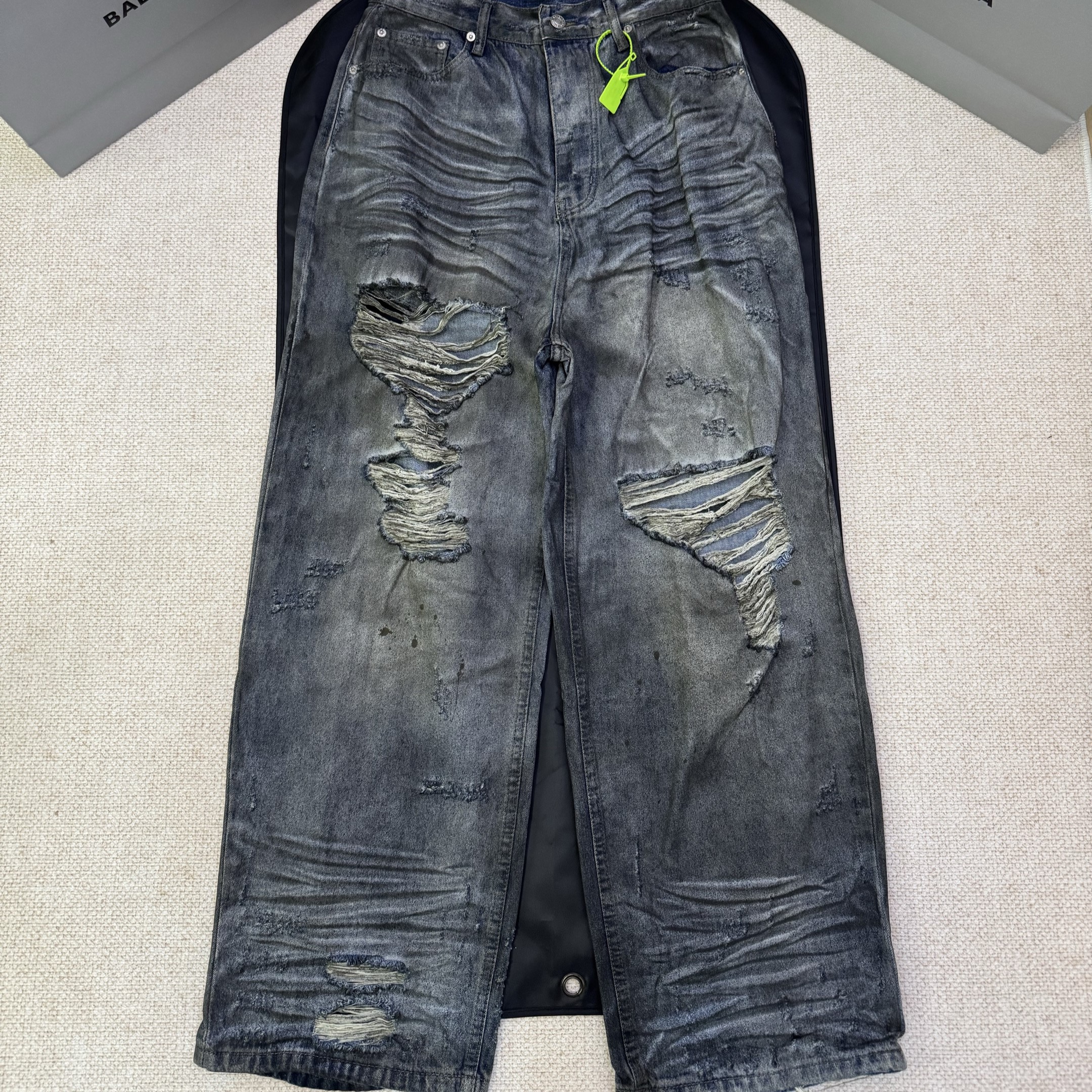 BALENCIAGA 발렌시아가 워싱 데님와이드 청바지 #18166110