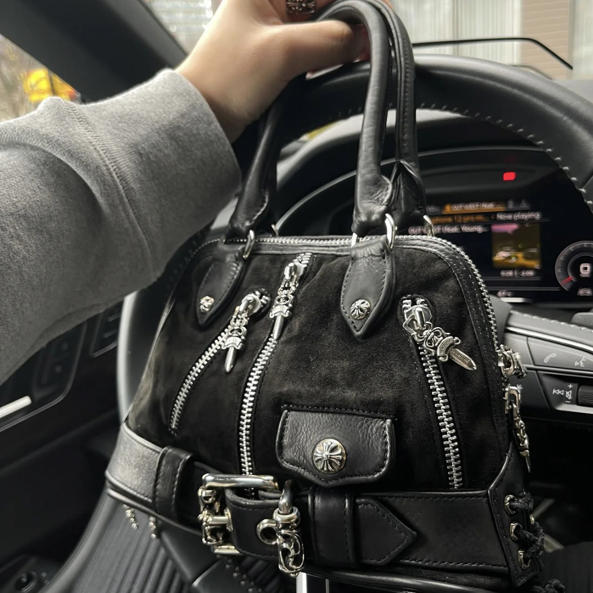 CHROME HEARTS 크롬하츠 Modean Mini JJ Dean belt bag 덴벨트백 (스웨이드) 26cm #K657 (925실버)