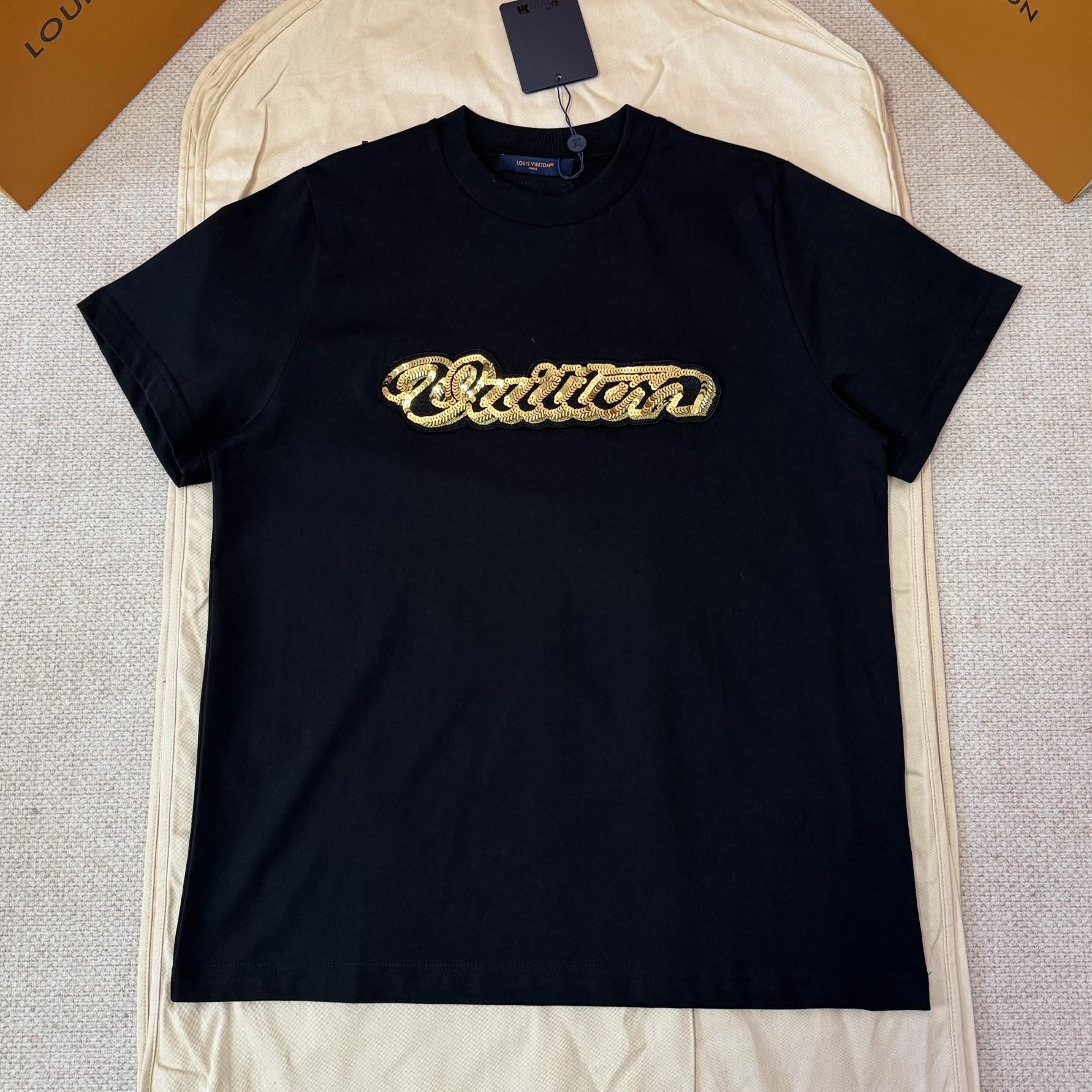 LOUIS VUITTON 루이비통 엠벨리시드 시그니처 티셔츠 1AJTYP #1786127