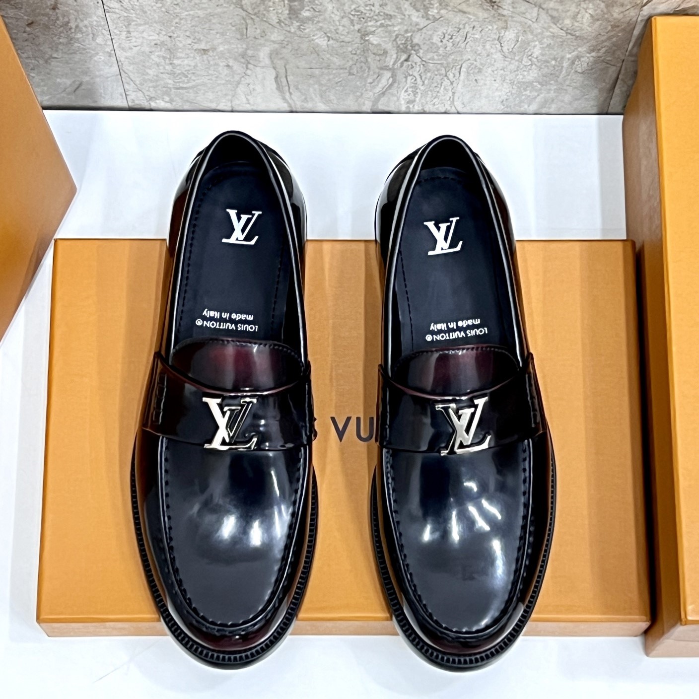 LOUIS VUITTON 루이비통 남자구두 #14136227