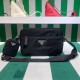 PRADA 프라다 리나일론 카메라백 숄더백 남성크로스백 1BC167