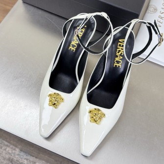 VERSACE 베르사체 라 메두사 페이턴트 가죽 펌프스 #17246315