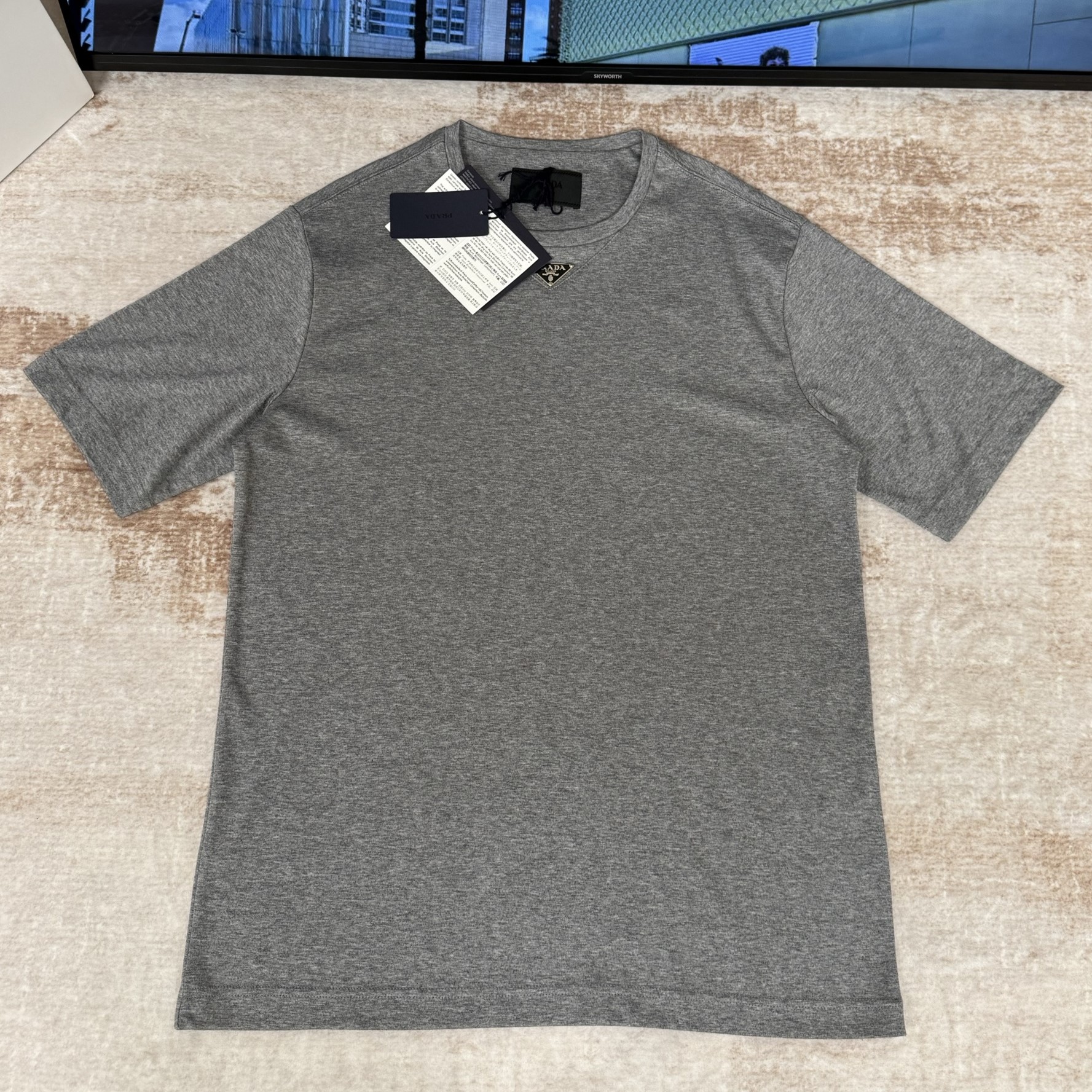 PRADA 프라다 트라이앵글 로고 코튼 티셔츠  #15296316