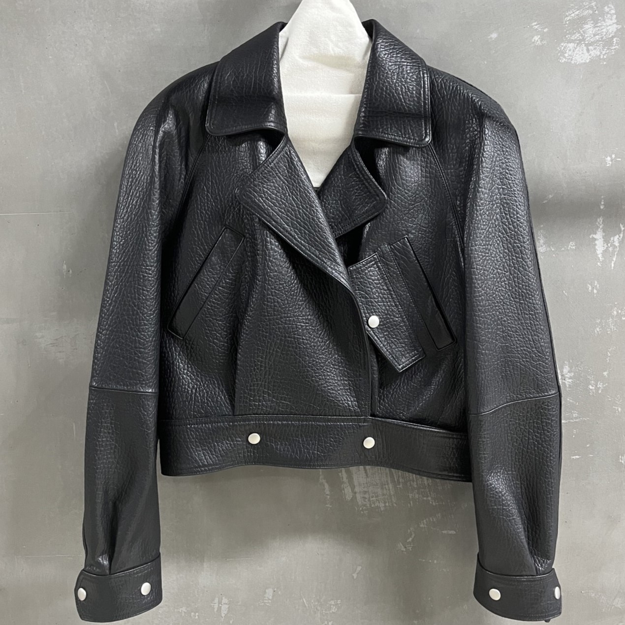 Phoebe Philo 피비 파일로 블랙 비대칭 지퍼 실버톤 블랙 가죽 재킷 #17266326