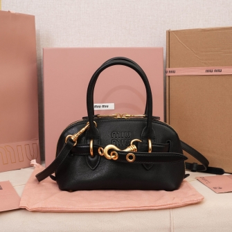 MIUMIU 미우미우 아방뛰르 나파 가죽백 미니 5BP090