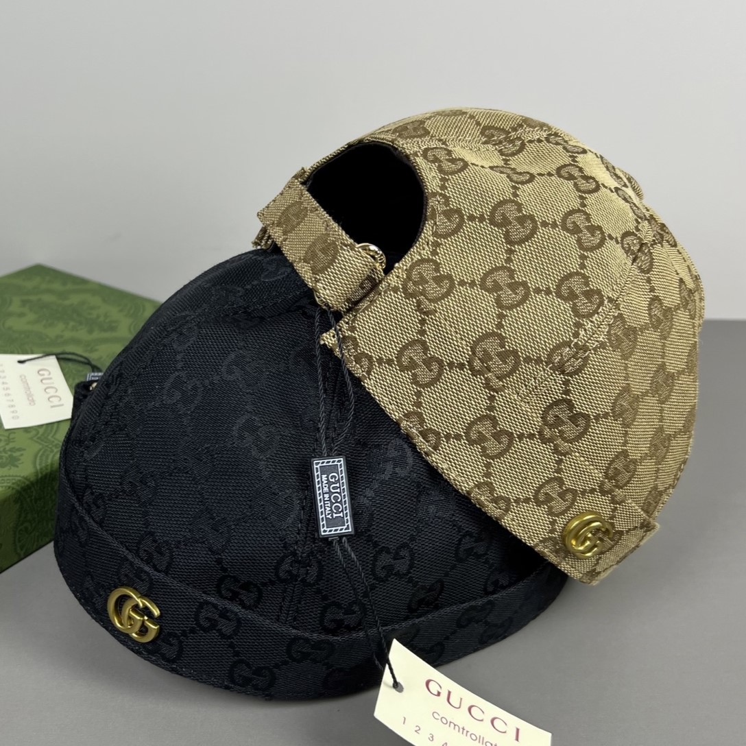 GUCCI 구찌 GG 캔버스 헥터 스컬캡 (Gucci GG Canvas Hector Skullcap) 726745 KQW00 9700