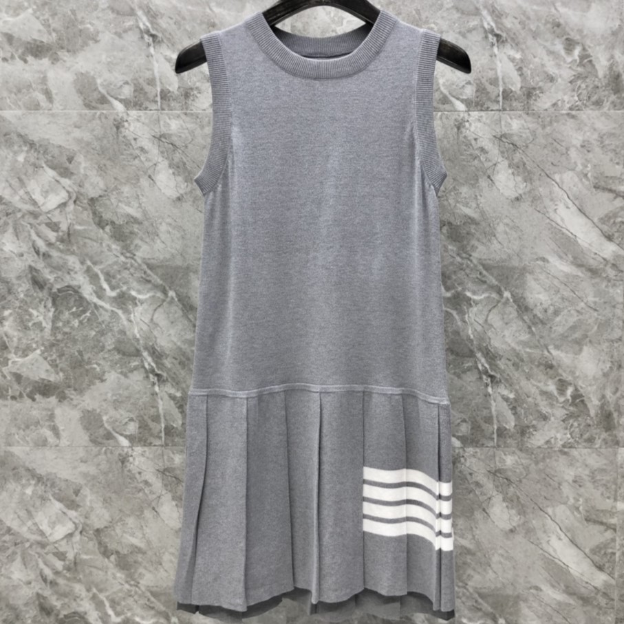 THOM BROWNE 톰브라운 밀라노 스티치 4-바 니트 슬리브리스 드레스 (Thom Browne Milano Stitch 4-Bar Sleeveless Dress)