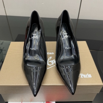 Christian Louboutin 크리스찬 루부탱 미스 Z 페이턴트 레더 펌프스 (Miss Z Patent Leather Pumps)