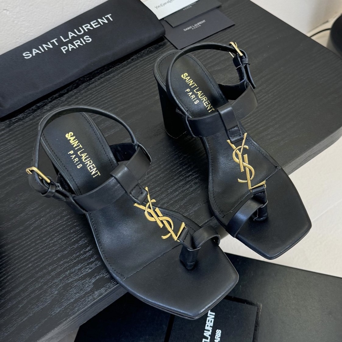 SAINT LAURENT 생로랑 YSL 금장 스틸로고 카산드라 래더 샌들 #17536521