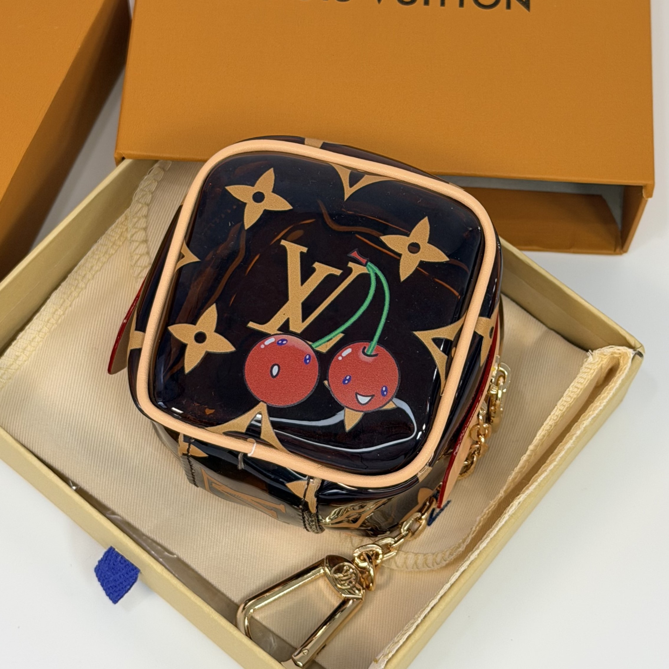 LOUIS VUITTON 루이비통 LV x TM 체리 큐브 동전 지갑 백 참 M14943