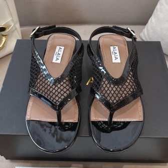 ALAÏA 알라이아 페이턴트 카프스킨 소재 피시넷 통 샌들 #1816611