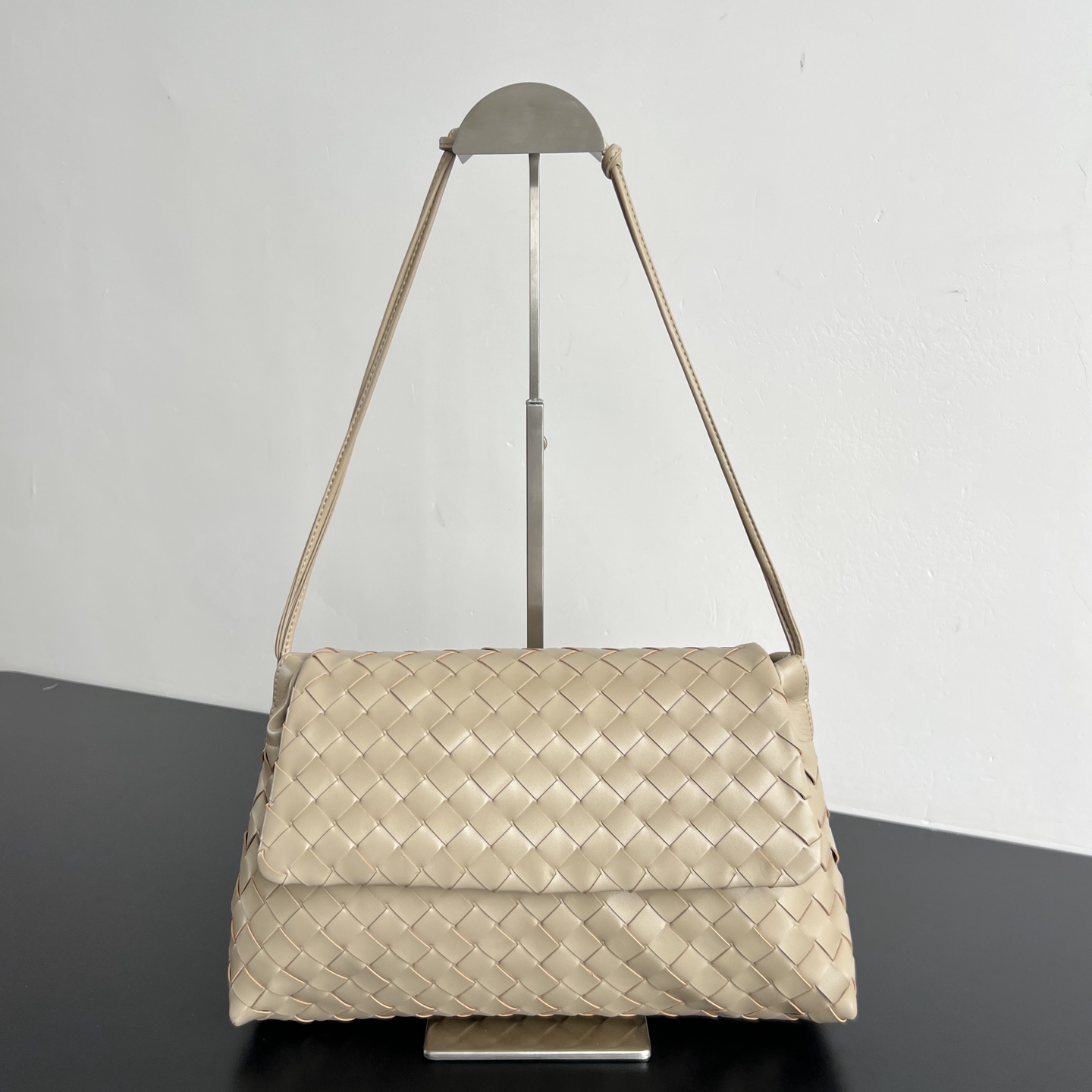 BOTTEGA VENETA 보테가베네타 지오르노 GIORNO 숄더백 33cm (4칼러) #857657