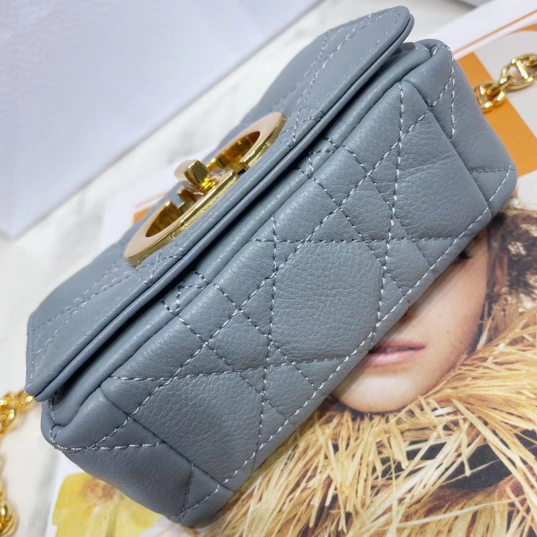 DIOR 디올