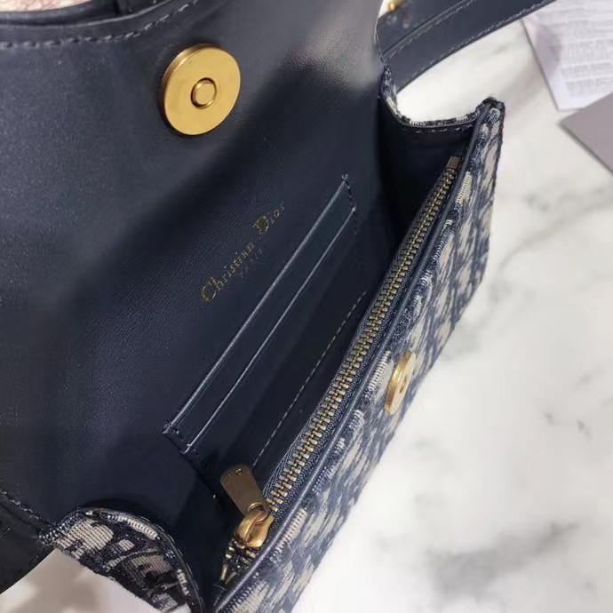 DIOR 디올