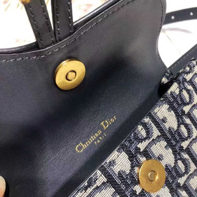 DIOR 디올