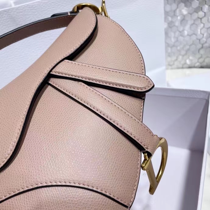 DIOR 디올