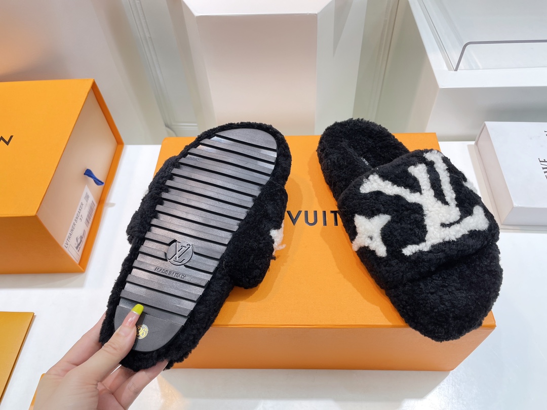 루이비통 [LOUIS VUITTON]