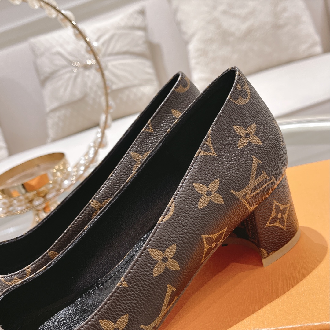 루이비통 [LOUIS VUITTON]