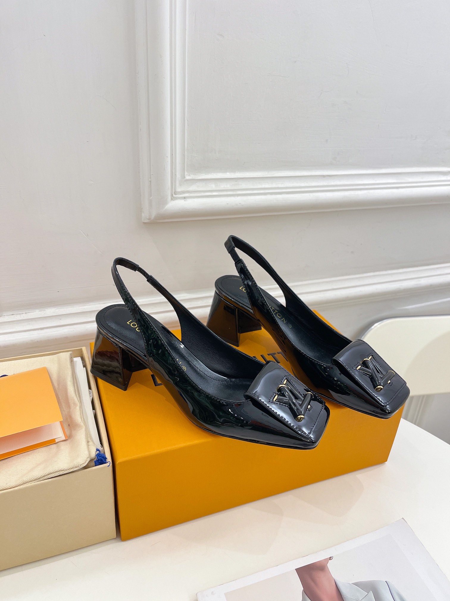 루이비통 [LOUIS VUITTON]