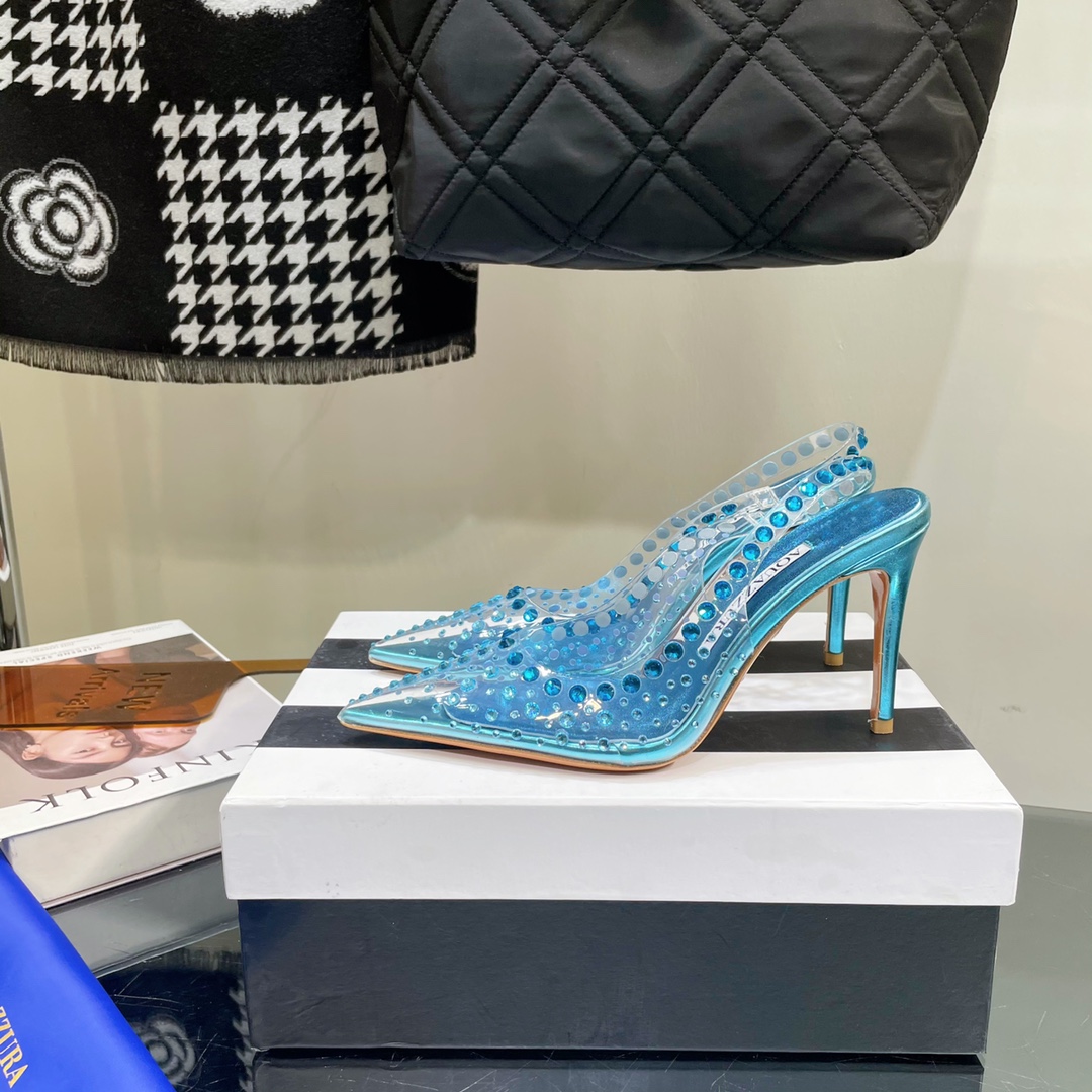 AQUAZZURA