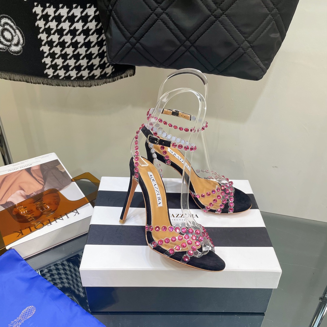 AQUAZZURA
