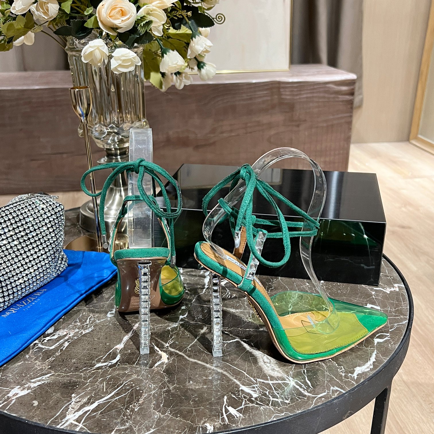 AQUAZZURA