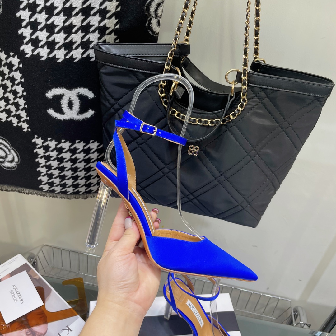 AQUAZZURA