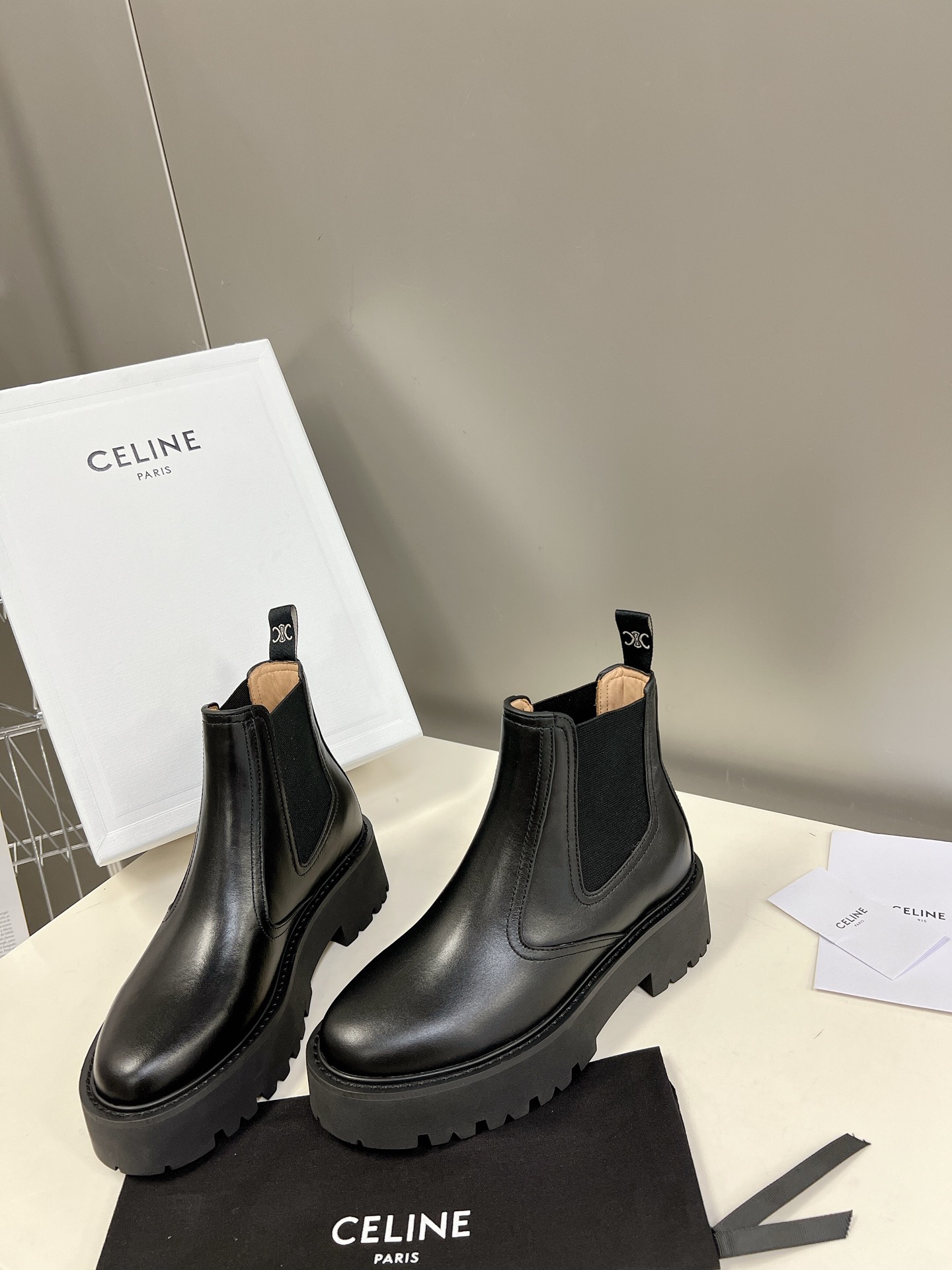 CELINE