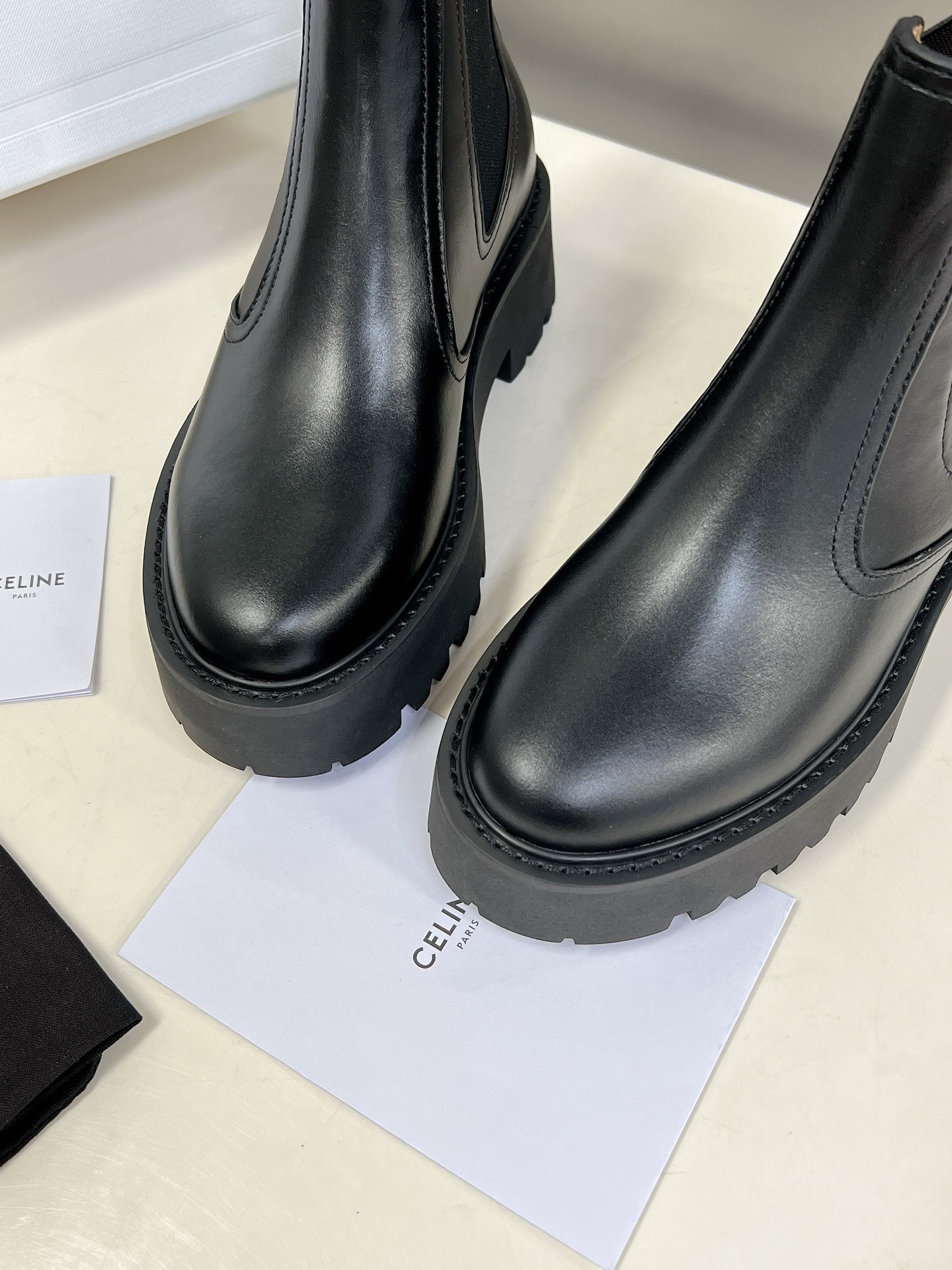 CELINE